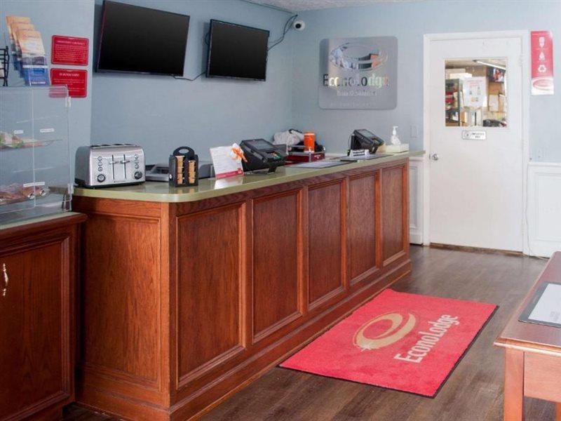 Econo Lodge Inn & Suites South Sandusky Exteriér fotografie