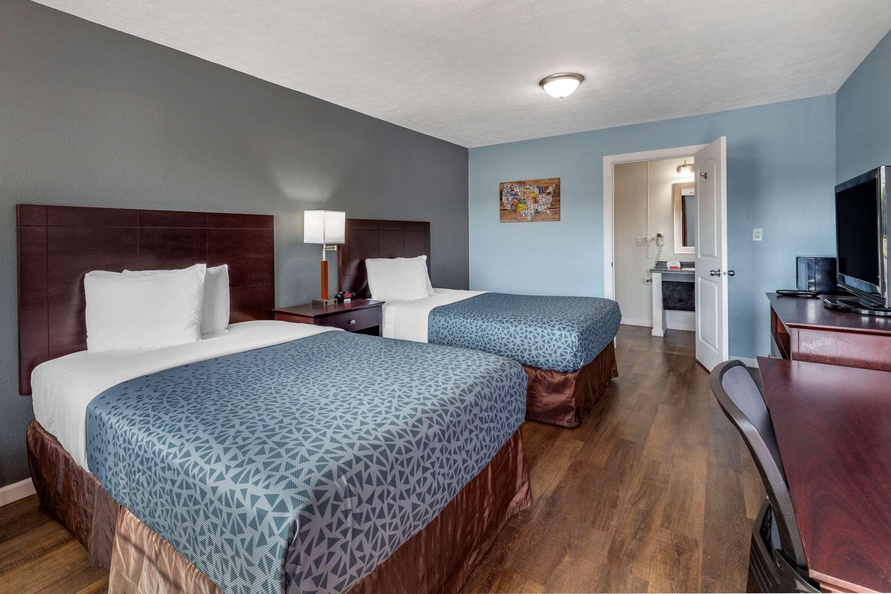 Econo Lodge Inn & Suites South Sandusky Exteriér fotografie