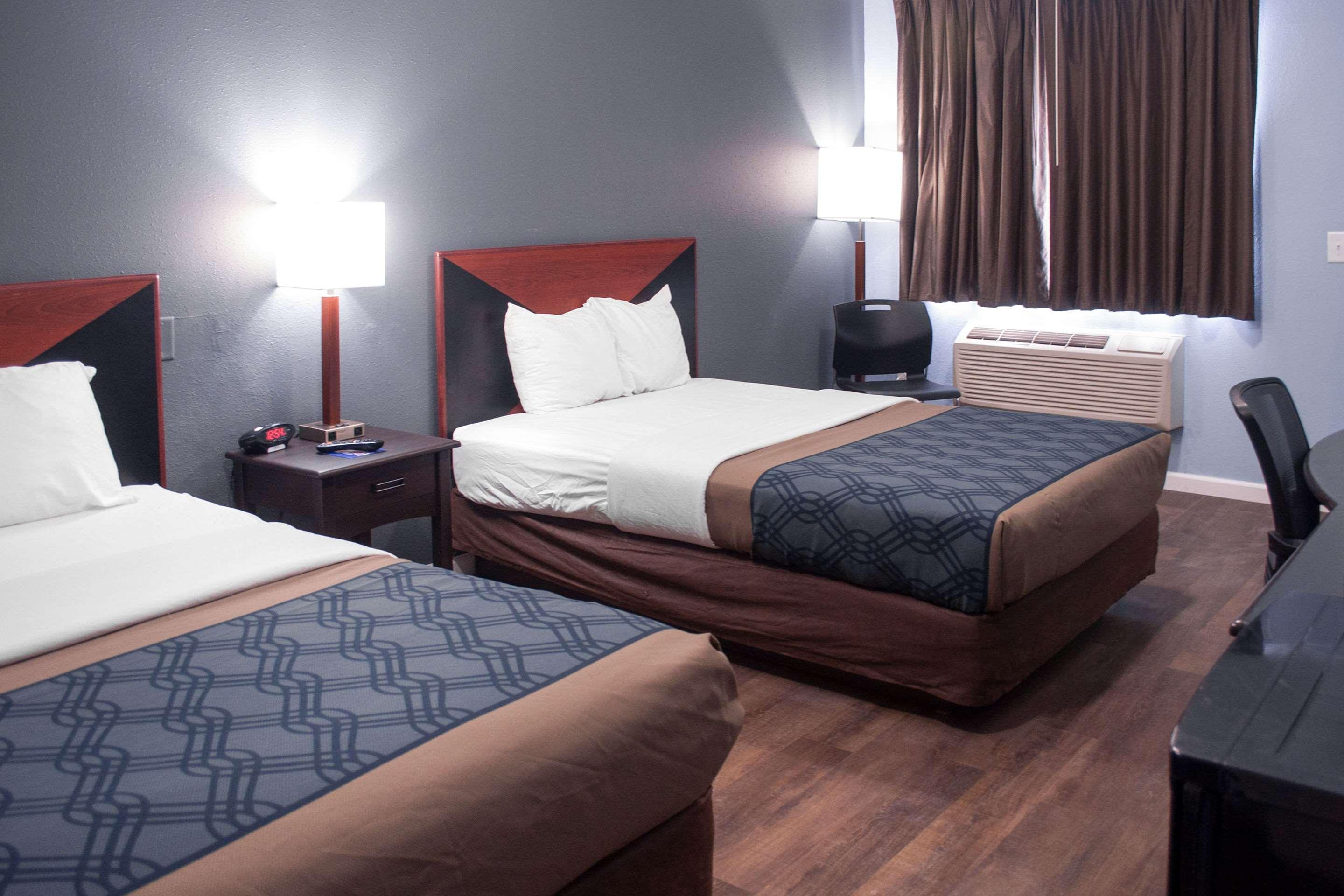 Econo Lodge Inn & Suites South Sandusky Exteriér fotografie