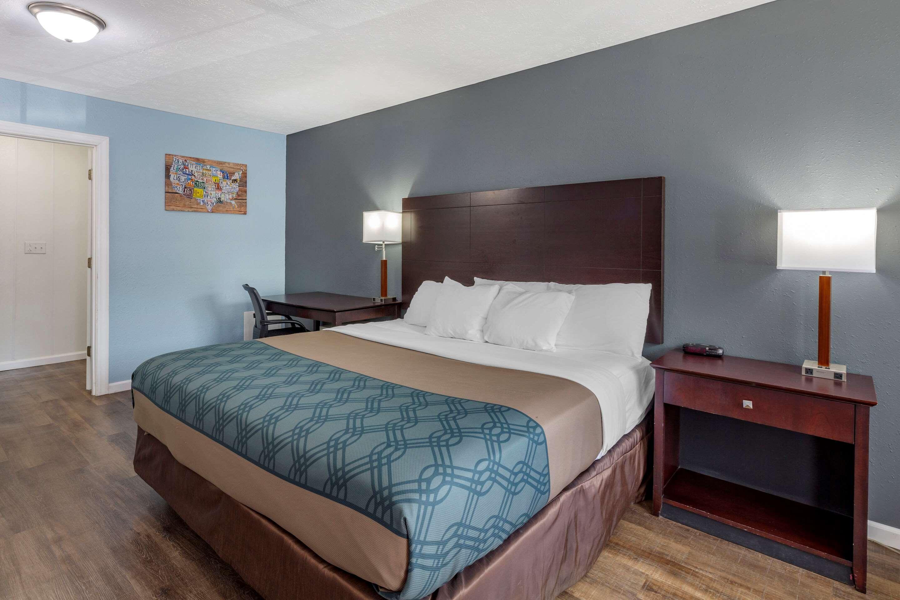 Econo Lodge Inn & Suites South Sandusky Exteriér fotografie