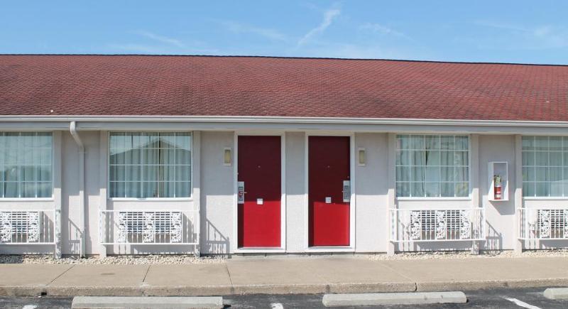 Econo Lodge Inn & Suites South Sandusky Exteriér fotografie