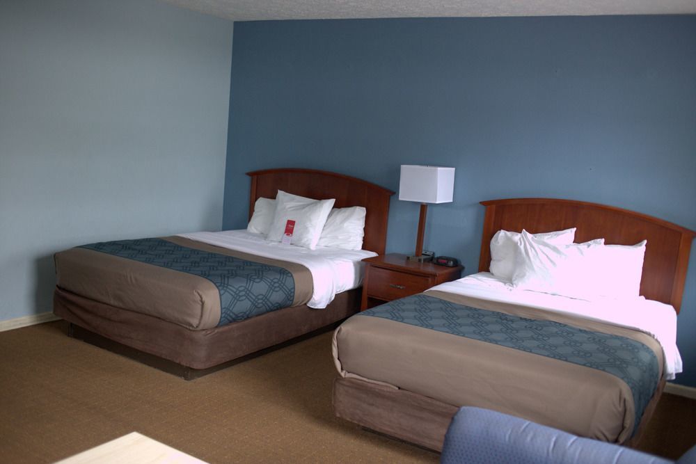 Econo Lodge Inn & Suites South Sandusky Exteriér fotografie
