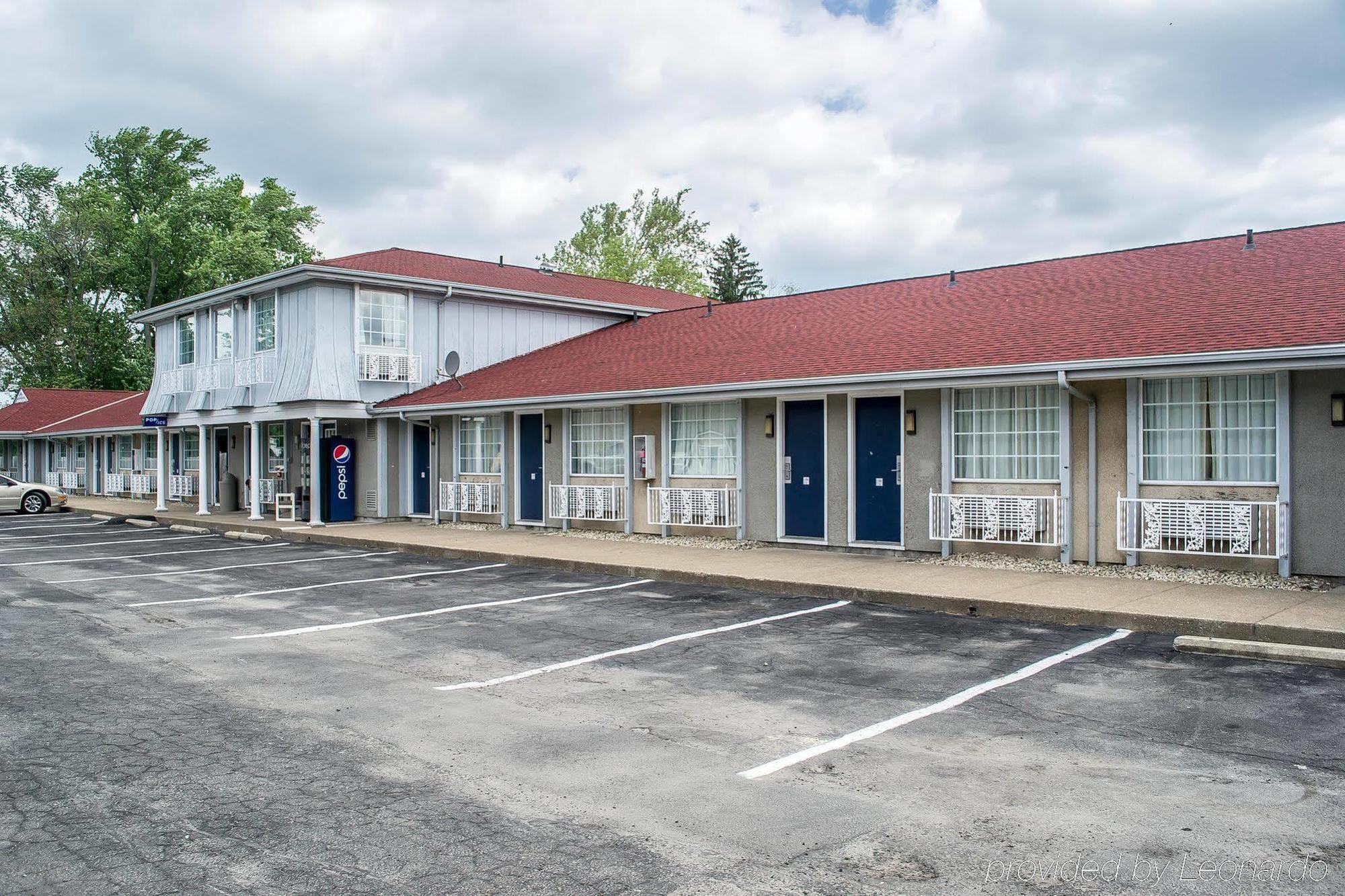 Econo Lodge Inn & Suites South Sandusky Exteriér fotografie