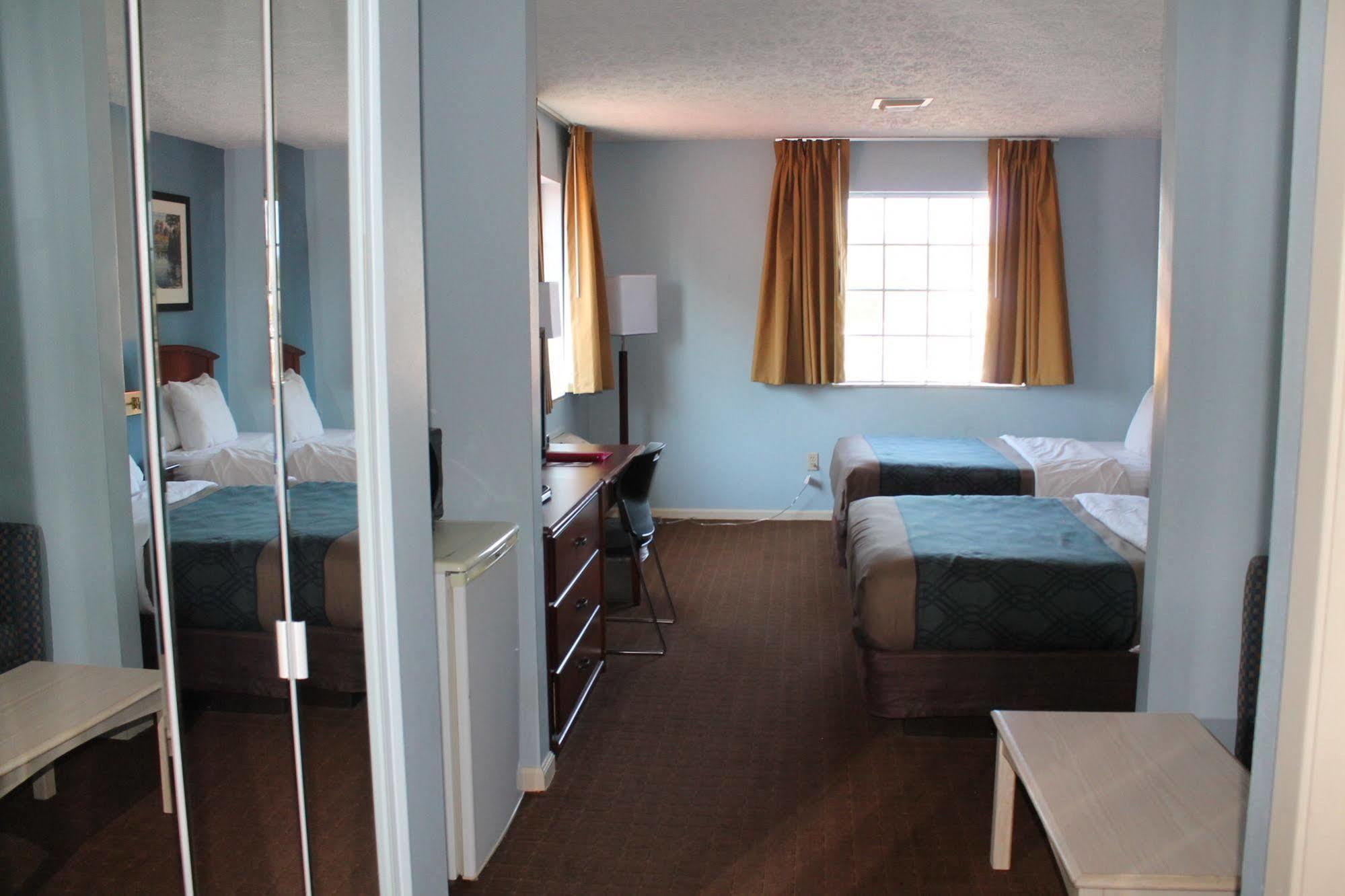 Econo Lodge Inn & Suites South Sandusky Exteriér fotografie