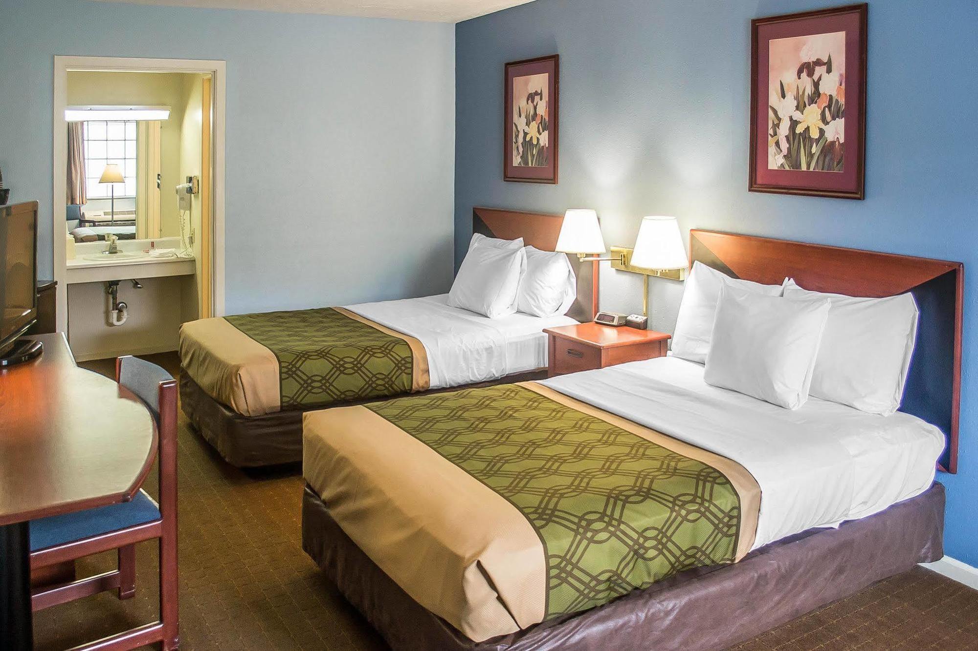 Econo Lodge Inn & Suites South Sandusky Exteriér fotografie